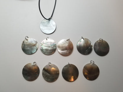 Black Mother of Pearl Pendant